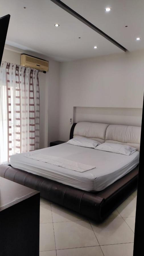 فلورا Lolu Apartment Plus Privat Parking المظهر الخارجي الصورة