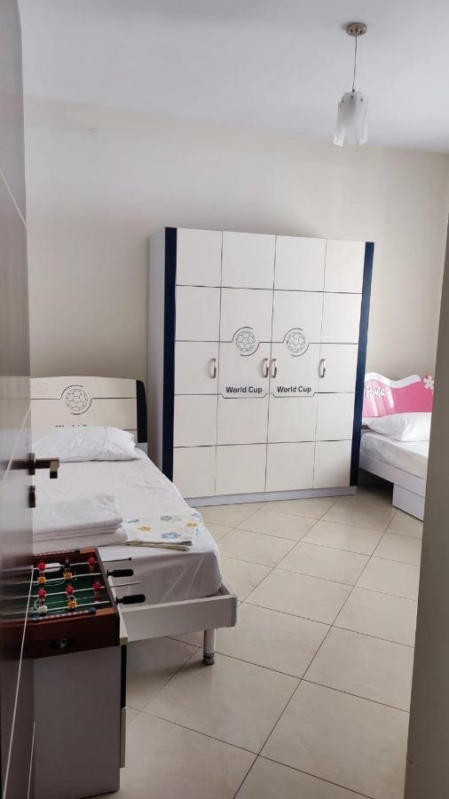 فلورا Lolu Apartment Plus Privat Parking المظهر الخارجي الصورة