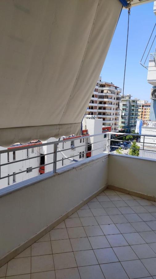 فلورا Lolu Apartment Plus Privat Parking المظهر الخارجي الصورة
